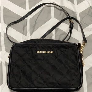 Michael kors crossbody